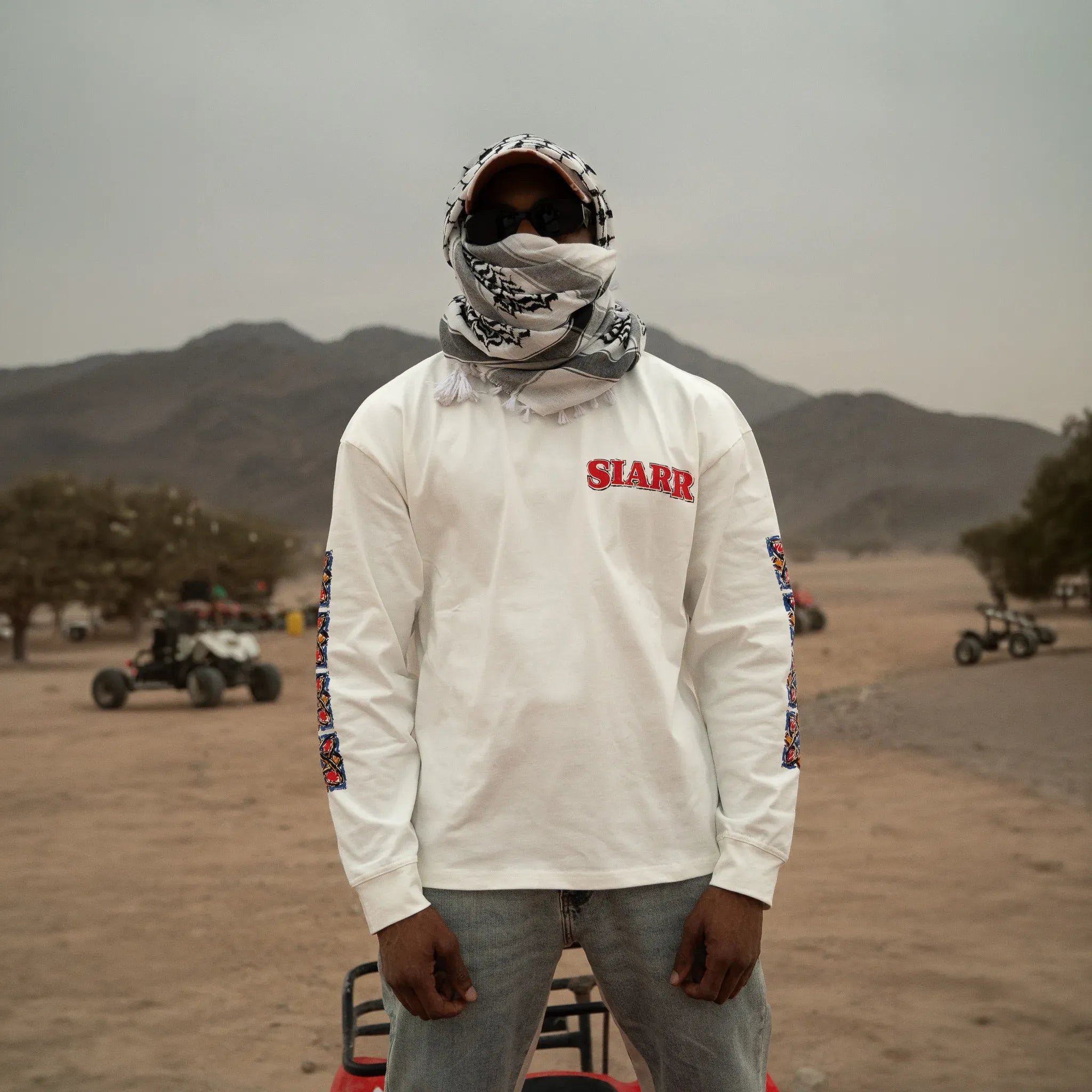 Model Front View of SIARR Floral L/S Off-White T-Shirt